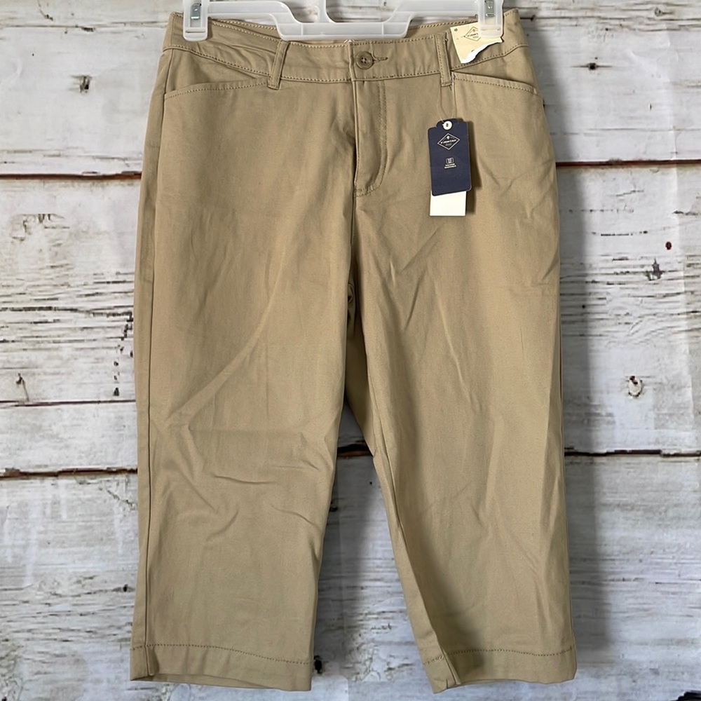 St. John's Bay Tan Capris - Straight Leg Cropped Pants